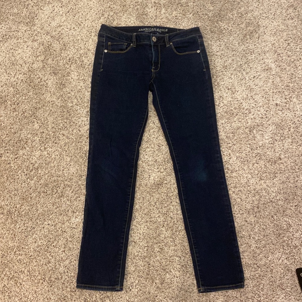 American Eagle dark wash jeans. Size 6.
